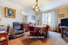 Appartement 4 pièces<span></span>3 chambres<span></span>92 m²<span></span>Paris 15/Necker