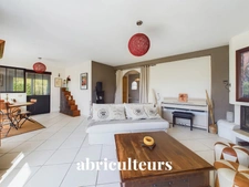 AMILLY<span></span>MAISON<span></span>6 PIÈCES <span></span>4 CHAMBRES<span></span>168 M2<span></span>298.500 €