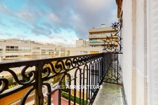 Appartement 4 pièces<span></span>3 chambres<span></span>92 m²<span></span>Paris 15/Necker