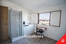 Chambre de service à vendre - 9 m² - 1 pièce - Asnières sur Seine