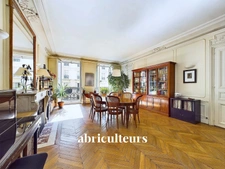 PARIS 10E- APPARTEMENT- 6 PIECES- 3 OU 4 CHAMBRES- 156 M²- 1 649 400 €