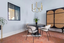 Appartement - 2 pièces - 1 chambre - 72 m² - Paris 4 / Ile Saint-Louis