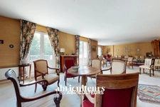 Senlis - appartement - 5 Pieces - 3 chambres - 133m2