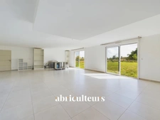 FREVILLE-DU-GATINAIS - MAISON RECENTE ET TERRAIN CONSTRUCTIBLE - 153 m2 - 195.000 €