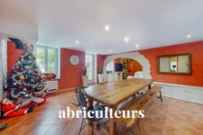 FREVILLE-DU-GATINAIS / BELLEGARDE<span></span>MAISON<span></span>7 PIECES<span></span>5 CHAMBRES<span></span>230 M2<span></span>298.000 €