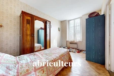 THIMORY<span></span>MAISON / APPARTEMENTS<span></span>8 PIÈCES <span></span>5 CHAMBRES<span></span>164 M2<span></span>132.500 €