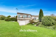 SAINT VAIZE / MAISON DE PLAIN PIED<span></span>7 PIECES<span></span>5 CHAMBRES<span></span>170 M2<span></span>389.000 €