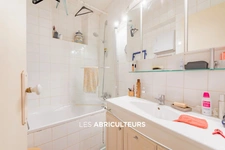 APPARTEMENT<span></span>4 PIECES<span></span>3 CHAMBRES<span></span>81 M2<span></span>CHARENTON LE PONT / FRANGES BOIS DE VINCENNES