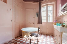 PARIS 15 - PLACE DE BRETEUIL - 5  PIECES - 146 m²