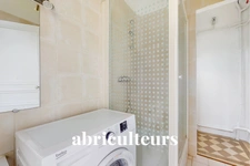 PARIS 17/ BATIGNOLLES RUE BOURSAULT - APPARTEMENT - 2 PIÈCES - 1 CHAMBRE - 37 M2 - 354 500€