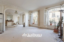 PARIS 15 - PLACE DE BRETEUIL - 5  PIECES - 146 m²