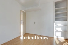 PARIS 18 EME / ABBESSES<span></span>APPARTEMENT<span></span>2 PIECES<span></span>1 CHAMBRE<span></span>26 m2<span></span>300.000€