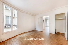 Appartement<span></span>2/3 pièces<span></span>47 m²<span></span>Paris 9 / Saint Georges