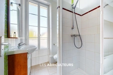 Belle demeure de caractère<span></span>10 pièces<span></span>280 m²<span></span>888 000