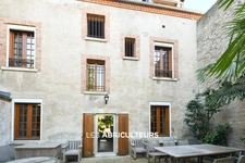 ORLEANS / PROCHE GARE<span></span>MAISON BOURGEOISE AVEC JARDIN<span></span>9 PIECES<span></span>7 CHAMBRES<span></span>205 m2<span></span>675.000 €