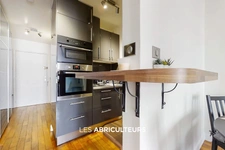 Studio<span></span>32 m² avec balcon<span></span>Paris 15