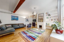 APPARTEMENT 3 PIECES<span></span>2 CH<span></span>92 M²<span></span>PARIS 10 / Porte Saint Martin