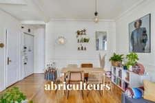 CLICHY / CENTRE VILLE<span></span>APPARTEMENT<span></span>2 PIECES<span></span>1 CHAMBRE<span></span>37 m2<span></span>310.000€