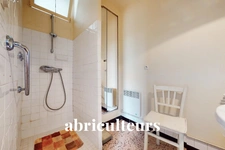 THIMORY<span></span>MAISON / APPARTEMENTS<span></span>8 PIÈCES <span></span>5 CHAMBRES<span></span>164 M2<span></span>132.500 €