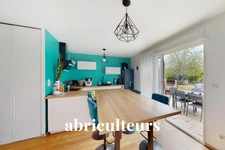 MONNAIE<span></span>MAISON<span></span>5 PIECES<span></span>4 CHAMBRES<span></span>105 M2<span></span>250.000 €