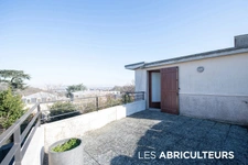 Villa  10 pièces  6 chambres  300 m² - Sèvres