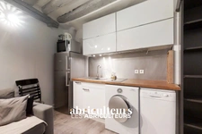 Duplex<span></span>21 m²<span></span>1 chambre<span></span>Paris 1
