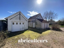 THIMORY<span></span>MAISON / APPARTEMENTS<span></span>8 PIÈCES <span></span>5 CHAMBRES<span></span>164 M2<span></span>132.500 €