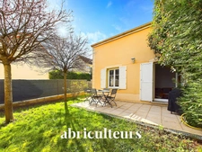 RIS-ORANGIS<span></span>MAISON<span></span>5 PIÈCES<span></span>3 CHAMBRES<span></span>76 M2<span></span>265 000 €