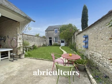 CHATEAU-LANDON<span></span>MAISON ET DEPENDANCE<span></span>5 PIÈCES <span></span>4 CHAMBRES<span></span>65 et 52 M2<span></span>192.500 €