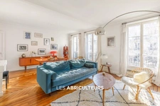 PARIS 10<span></span>APPARTEMENT<span></span>2 PIÈCES<span></span>1 CHAMBRE<span></span> 59,03 M²<span></span> 600 000 €