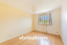 SAINTE GENEVIEVE DES BOIS<span></span>MAISON<span></span>7 PIECES<span></span>5 CHAMBRES<span></span>170 M²<span></span>490.000 €