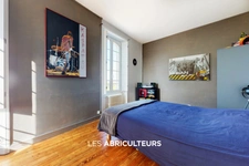 Belle demeure de caractère<span></span>10 pièces<span></span>280 m²<span></span>888 000