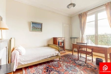 Appartement - 5 pièces - 3 chambres - 140 m² - Paris 16ème : Quartier Auteuil