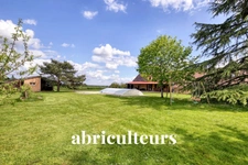 NIBELLE<span></span>MAISON 9 PIECES<span></span>7 CHAMBRES<span></span>PISCINE<span></span>315 M2<span></span>400.000 €