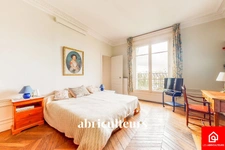 Appartement - 5 pièces - 3 chambres - 140 m² - Paris 16ème : Quartier Auteuil