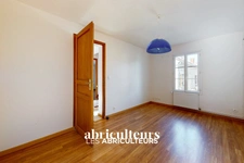 Maison d'environ 127 m2 entre Senlis et Chantilly avec un petit Jardin