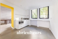 PARIS 12 / QUARTIER QUINZE-VINGTS<span></span>LOCAL COMMERCIAL<span></span>70 M2<span></span>610.000 €