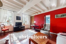 VILLEMOUTIERS / PROCHE MONTARGIS<span></span>MAISON LONGERE RENOVEE<span></span>8 PIECES<span></span>5 CHAMBRES<span></span>360 M2<span></span>375.000 €