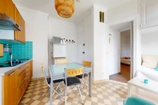 PARIS 17/ BATIGNOLLES RUE BOURSAULT - APPARTEMENT - 2 PIÈCES - 1 CHAMBRE - 37 M2 - 354 500€