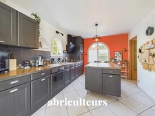 AMILLY<span></span>MAISON<span></span>6 PIÈCES <span></span>4 CHAMBRES<span></span>168 M2<span></span>298.500 €