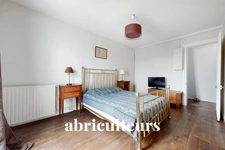 PARIS 3ÈME / ARTS ET METIERS<span></span>APPARTEMENT<span></span>2 PIÈCES<span></span>1 CHAMBRE<span></span>46 M²<span></span>495.000 €