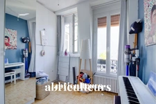 PARIS 11 / QUARTIER FAUBOURG DU TEMPLE - APPARTEMENT/DUPLEX AVEC MEZZANINE - 4 PIÈCES  - 3 CHAMBRES - 87M2 (60M2 LOI CARREZ) - 898.500 €