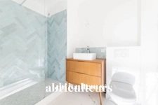 PARIS 10EME / QUARTIER PORTE SAINT-MARTIN - APPARTEMENT - 2 PIECES - 1 CHAMBRE -  40M2 - 450.000 EUROS