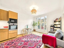 Charmant appartement de 47 m² - Lumineux avec balcon filant - 6ᵉ étage, Clichy
