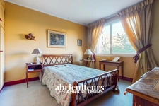 Appartement - 4 pièces - 2 chambres - 96 m² - Paris 16ème