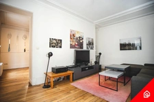 Appartement- 2 pièces<span></span>1 chambre<span></span>Paris 9ème