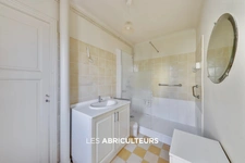 APPARTEMENT<span></span>3 PIECES<span></span>2 CHAMBRES<span></span>76 m2<span></span>PARIS 15ème / QUARTIER NECKER<span></span>CAMBRONNE<span></span>LECOURBE