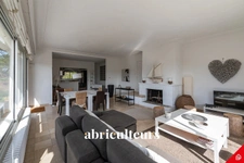 Maison - 7 pièces - 243,59 m2 - Saint-Jean-de-Monts