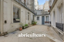 PARIS 18 EME / ABBESSES<span></span>APPARTEMENT<span></span>2 PIECES<span></span>1 CHAMBRE<span></span>26 m2<span></span>300.000€
