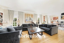 MONTARGIS / CENTRE VILLE - MAISON - 9 PIECES - 7 CHAMBRES - 240 M2 - 495.000 €